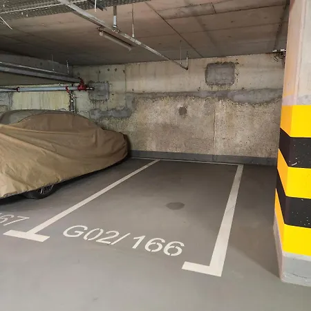 Luksusowy Bliska Wola Saba Варшава