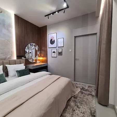 Luksusowy Bliska Wola Saba Apartman Varsó