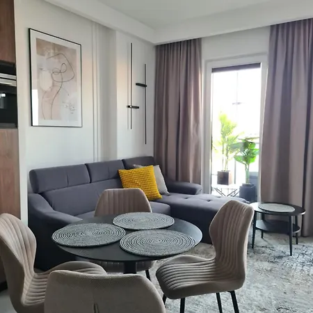 Luksusowy Bliska Wola Saba * Varsó