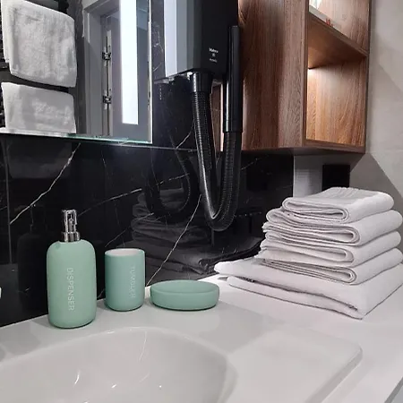 Luksusowy Bliska Wola Saba Apartment *