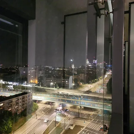 Luksusowy Bliska Wola Saba Apartman *