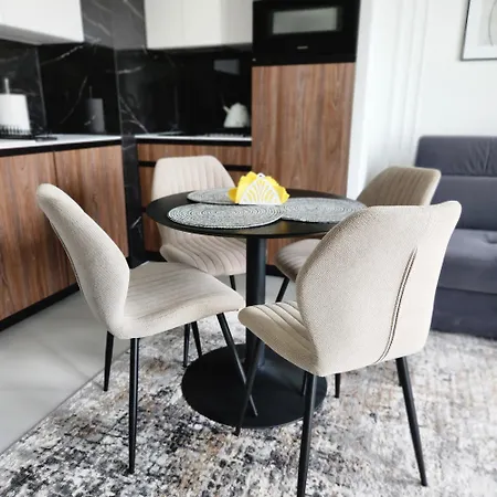 Luksusowy Bliska Wola Saba * Varsó