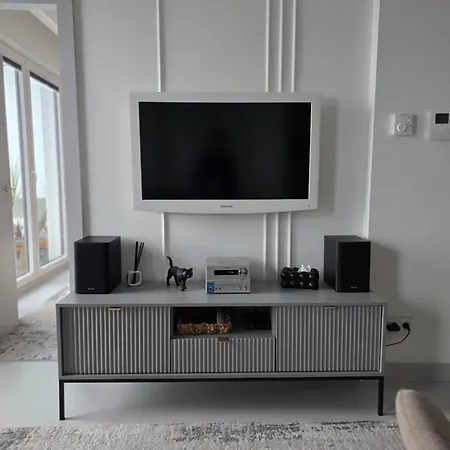 Luksusowy Bliska Wola Saba Apartment *