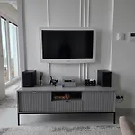 Luksusowy Bliska Wola Saba Apartment *